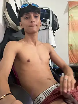 BOY_0914 Webcam-Show