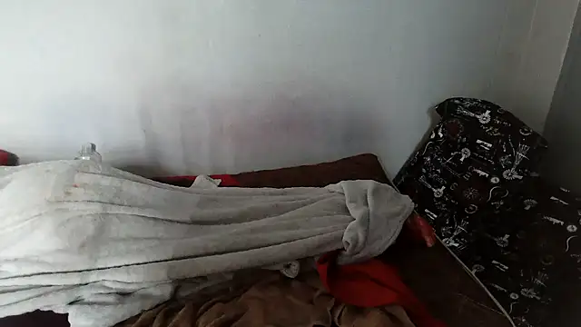 Dickcraverb30のライブXXXチャット