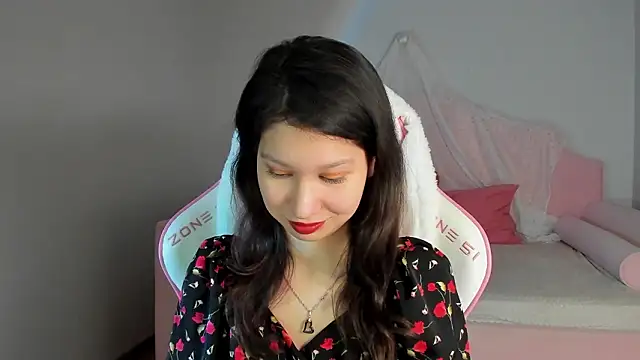 Онлайн чат XXX SaraDenars