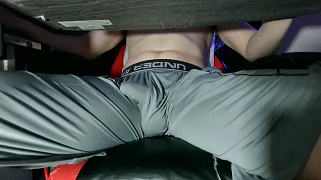 Dick_and_muscles Webcam show