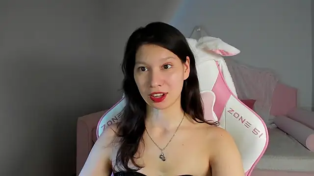 SaraDenars live XXX chat