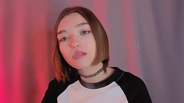 Leyla_crsh Adlı Modelin Canlı XXX Sohbeti