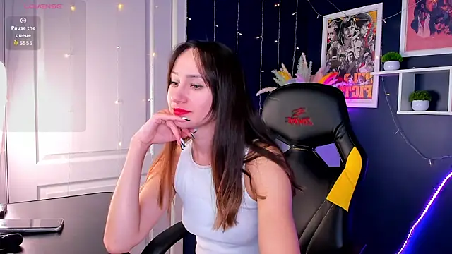 Lena_BarnesのライブXXXチャット