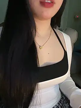 Bonnie22's Live XXX Chat