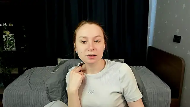 แชท XXX สดของ Lola_Raivis_