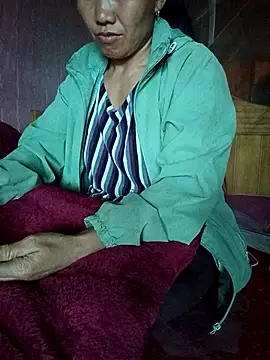 TinTin321 现场XXX聊天