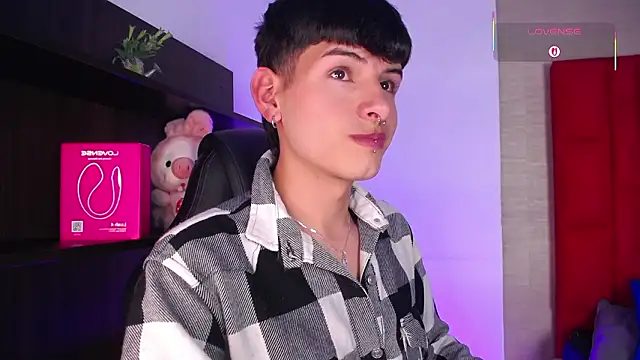 Ezra_Storm 웹캠 쇼