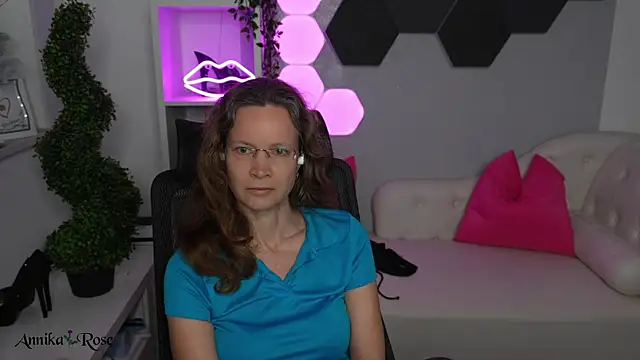 AnnikaRose Live XXX-chat