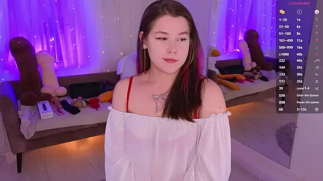 Chat +18 de Mira_Falls ao vivo