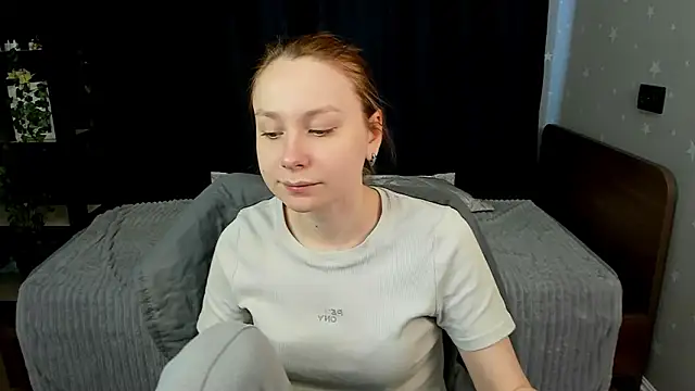 Lola_Raivis_'s Live XXX Chat