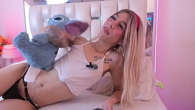 Darlyn_tenderhot__ Live XXX Chat