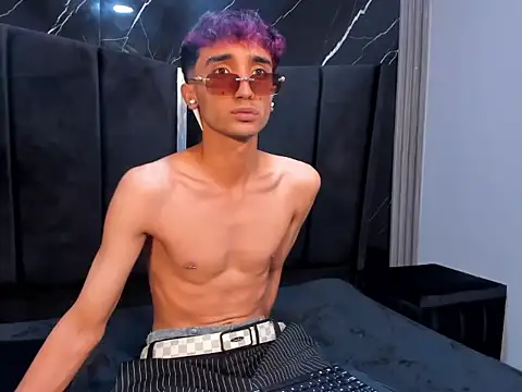 KrisX_hl's Live XXX Chat