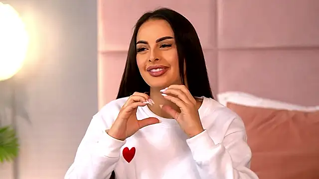 AlmaLuv's Live XXX Chat