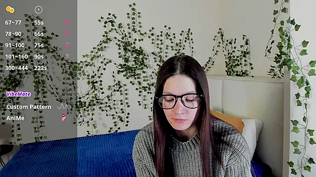 ChillGato's Live XXX Chat