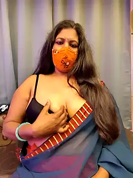 Webkamerová show Poly_bhabi