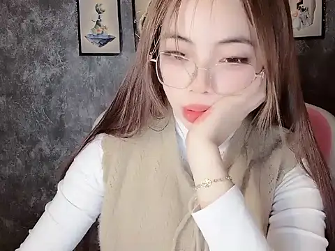 XXX chat uživo modela Suki_99