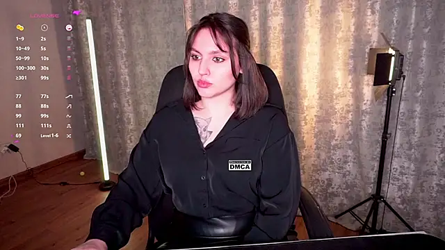 Czat XXX na żywo – Hoot_owl_cb