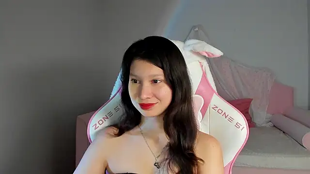 SaraDenars live XXX chat