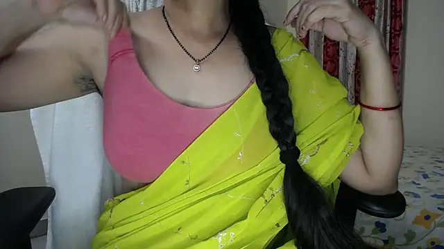 Sexy_HouseWifeen Live XXX chat