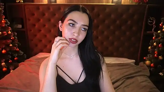 WildKittenX_ Adlı Modelin Canlı XXX Sohbeti