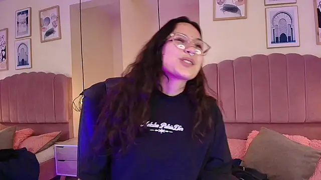 Hanabie_'s Live XXX Chat