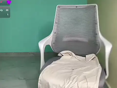 classy_kritii élő XXX-chatje