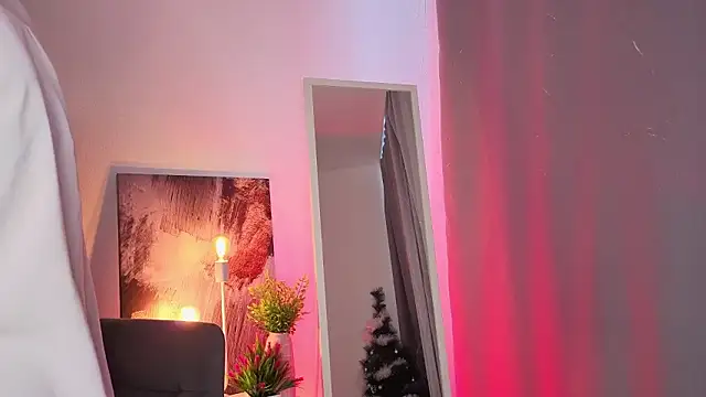 Chat XXX en directo de Leyla_crsh