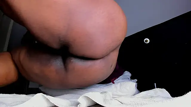 Skarleth69 élő XXX-chatje