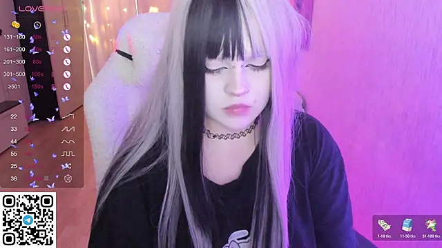 SelenaCute Chat XXX live