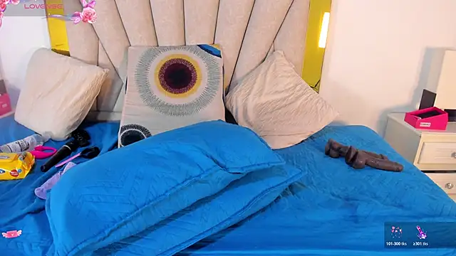 vahiolet_fuentes Adlı Modelin Canlı XXX Sohbeti