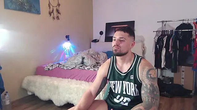 Tiberius_hunk Live XXX-Chat