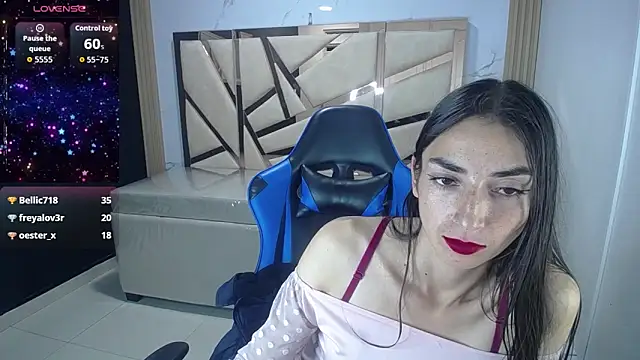 Chatroom XXX en direct de Maily_a_