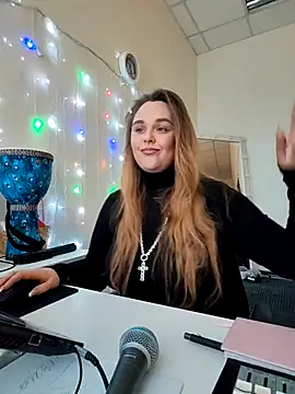 Juicy_PeachLux Live XXX-chat