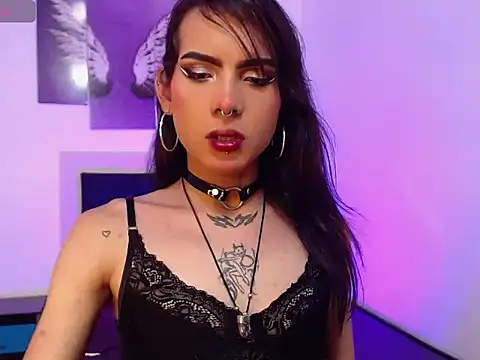 Show de lilithnyx333 na webcam