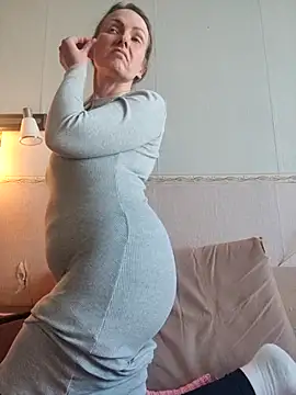 Evelina_cute 现场XXX聊天