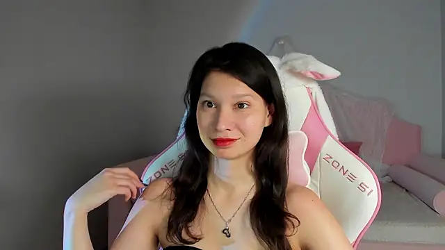 SaraDenars Adlı Modelin Canlı XXX Sohbeti