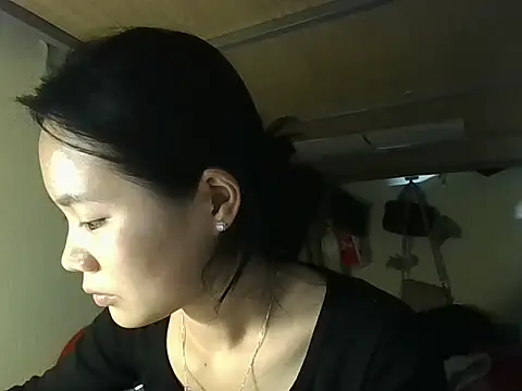 Pokazy przed kamerką – Be-MyMy