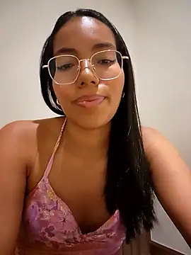 SheenaBrooke: διαδικτυακό σόου στην κάμερα