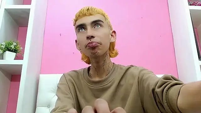 ttimy_x_boy Adlı Modelin Web Kamerası Şovu