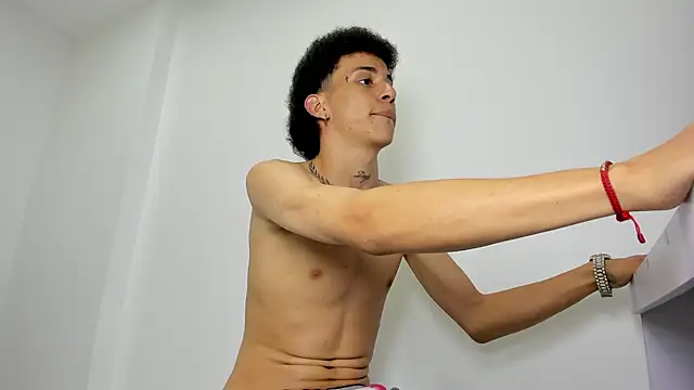 Chat XXX ao vivo de Maxxx_bigcockx