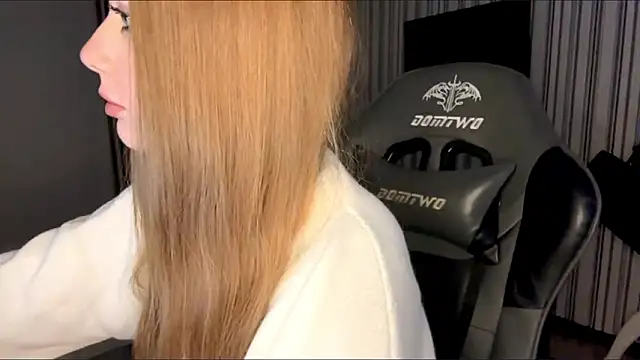 EmilyBubble Webcam show