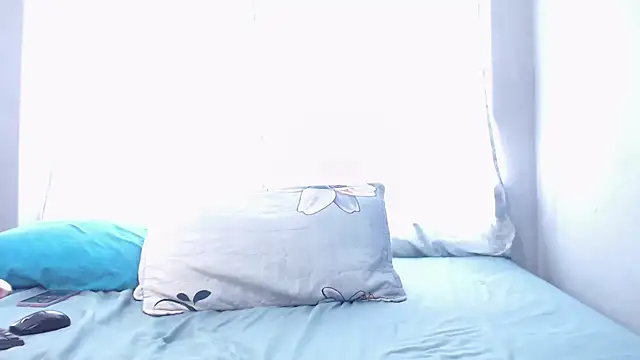 Lustfuleyez 现场XXX聊天