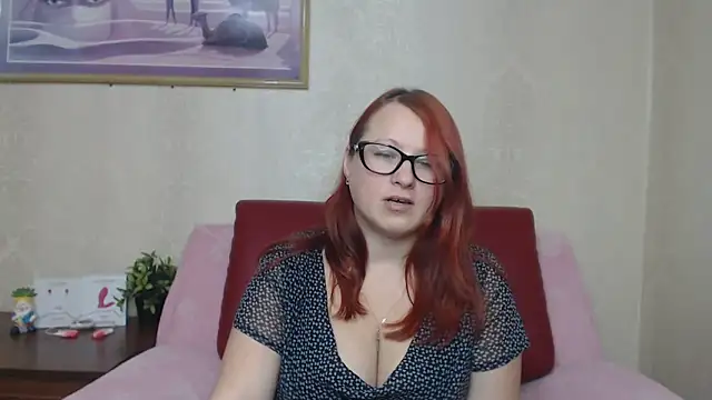 Lilia4joy 现场XXX聊天