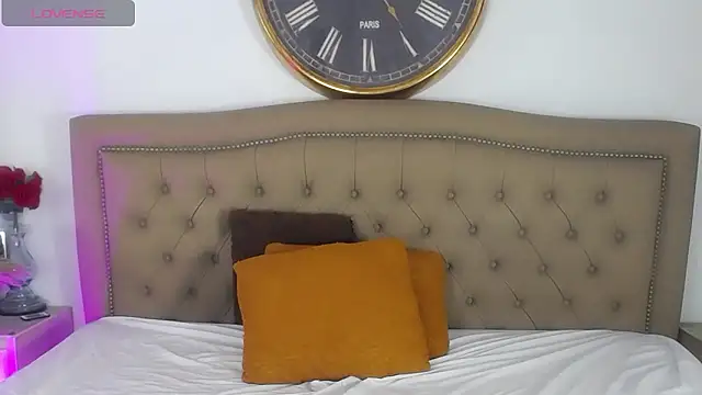 Czat XXX na żywo – Adara_Ferrara