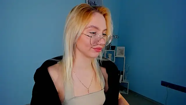 Webkamerová show MaidaMedders