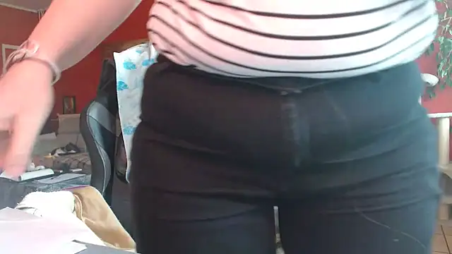 petitoiseau67 Adlı Modelin Canlı XXX Sohbeti