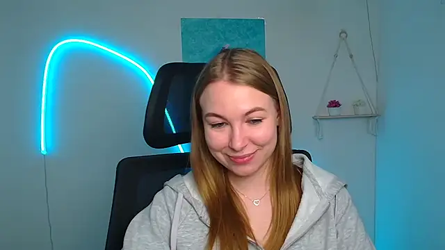 Dana_flowers Adlı Modelin Canlı XXX Sohbeti