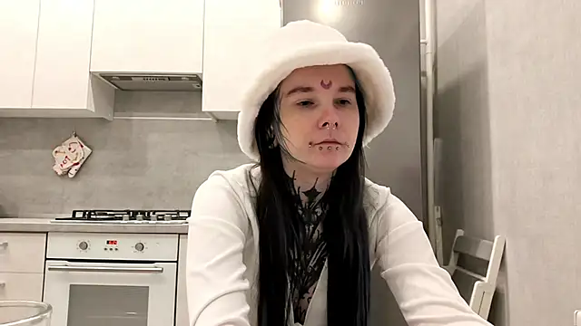 HighelikeGirl Adlı Modelin Canlı XXX Sohbeti