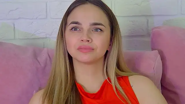 AnitaVenture Adlı Modelin Canlı XXX Sohbeti