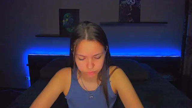 AlexaBarkley Adlı Modelin Canlı XXX Sohbeti